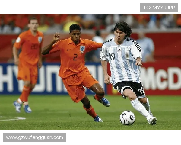 阿根廷足球天才帕雷莫：从少年崭露头角到世界舞台的传奇之路